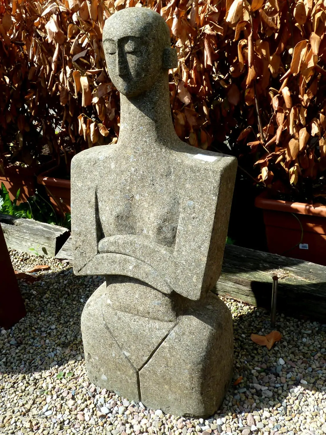 Product image 4 of the product “Abstract figure - women 40x25x105 cm Natural stone (Basanit), stonemasonry ”